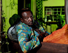 Binyavanga Wainaina, tributo a Wangechi Mutu