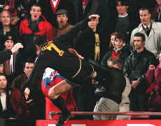 Dov’eri il 25 gennaio del 1995, United contro Crystal Palace, quando Cantona prese a calci uno spettatore?